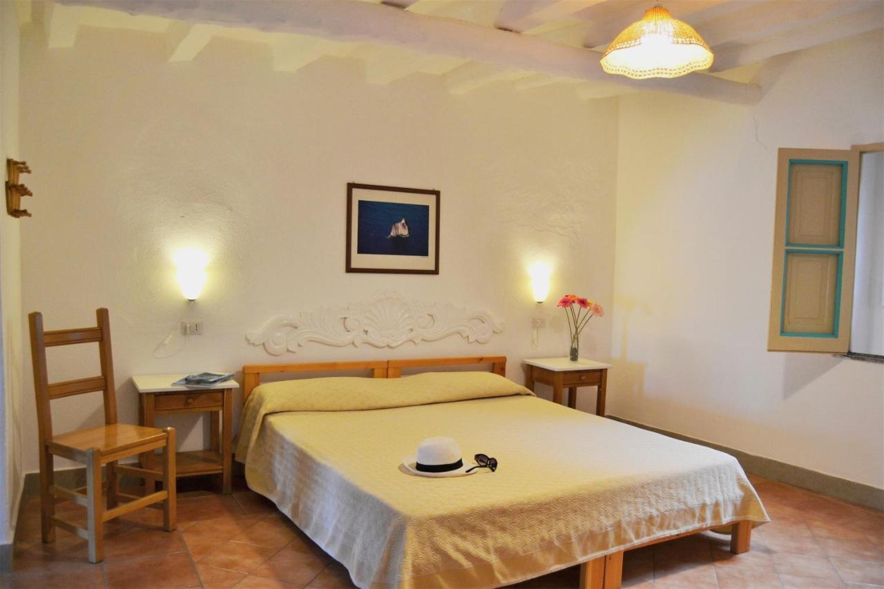 Villa Ginestra Sulla Spiaggia Di Stromboli Exterior photo