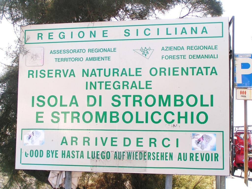 Villa Ginestra Sulla Spiaggia Di Stromboli Room photo