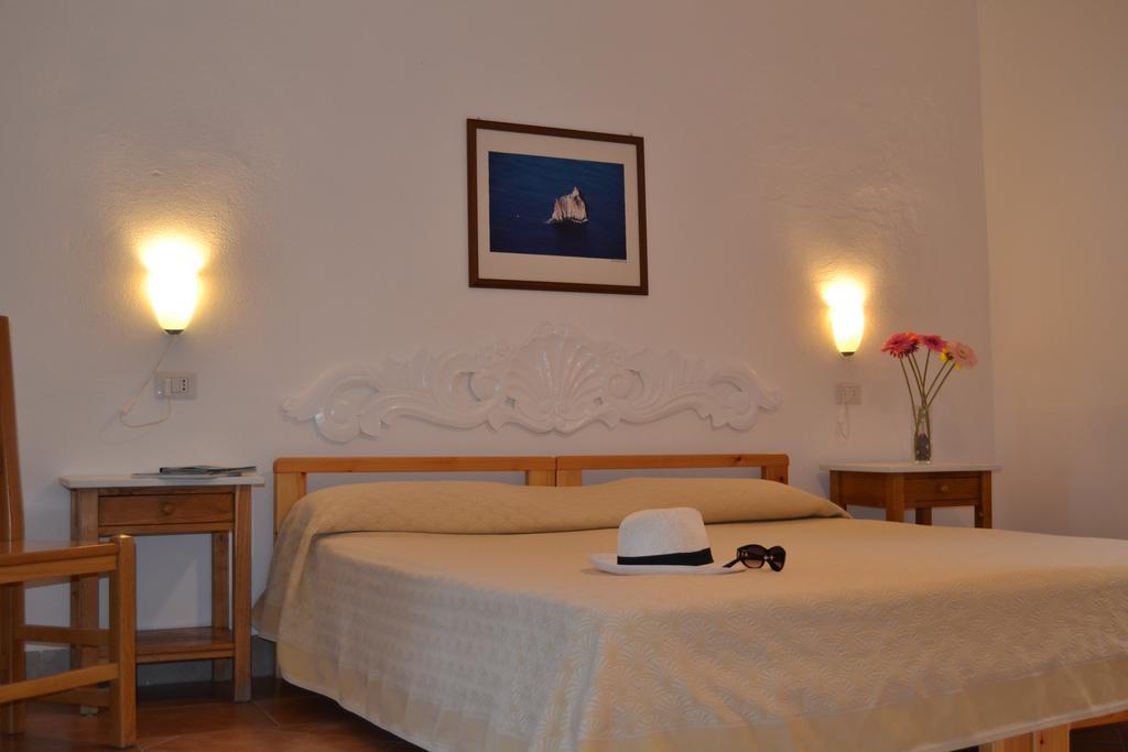 Villa Ginestra Sulla Spiaggia Di Stromboli Exterior photo